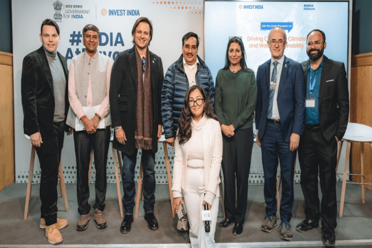 Vivek Anand Oberoi Unveils the Power of AI and Blockchain at Davos